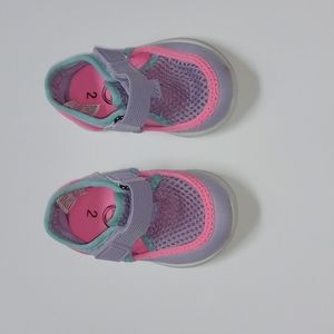 Wonder Nation size 2 purple water shoes